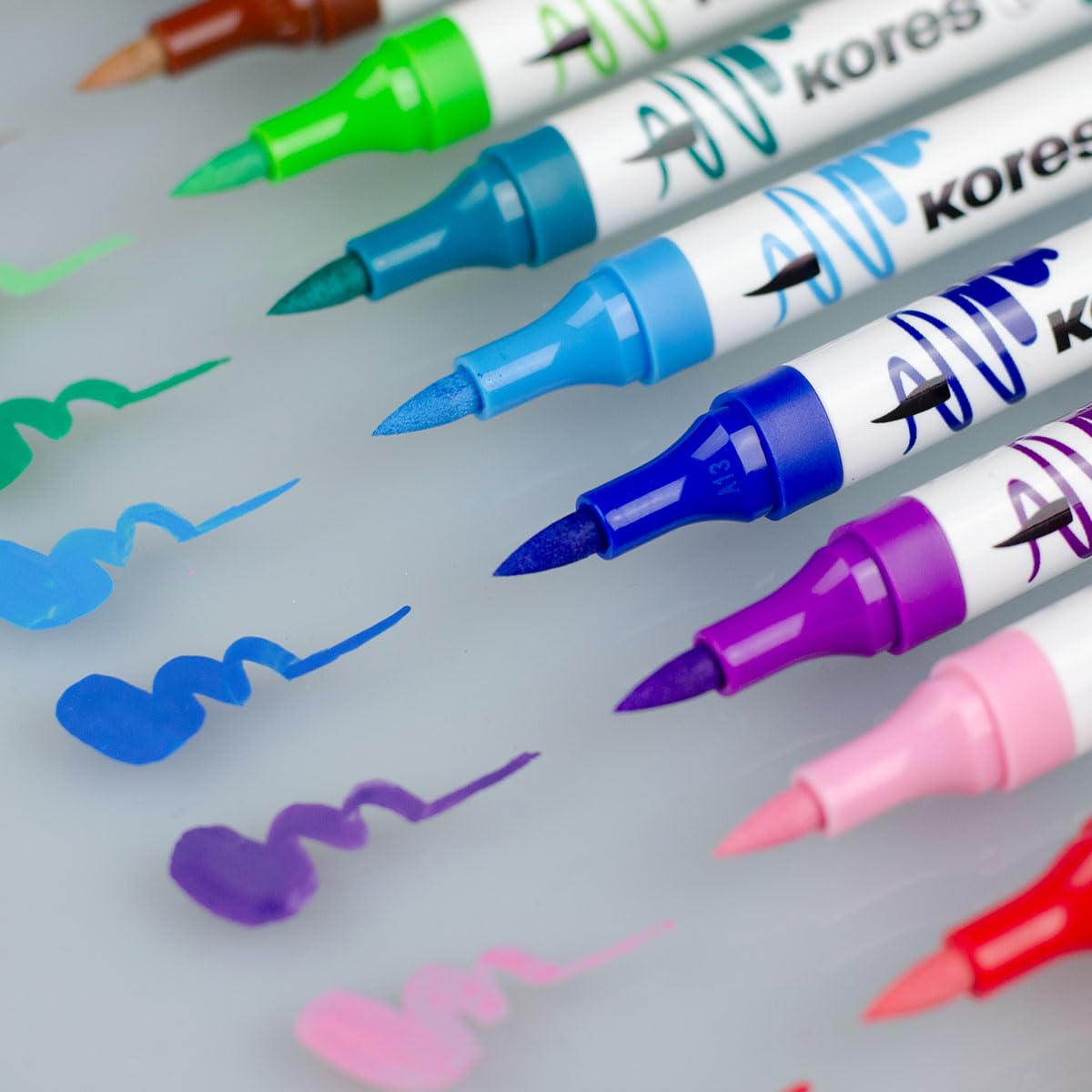 kores-kreative-marker-acryl-duo-tip-set-acrylmarker-6-farben-mit-pinsel-und-kege image 2