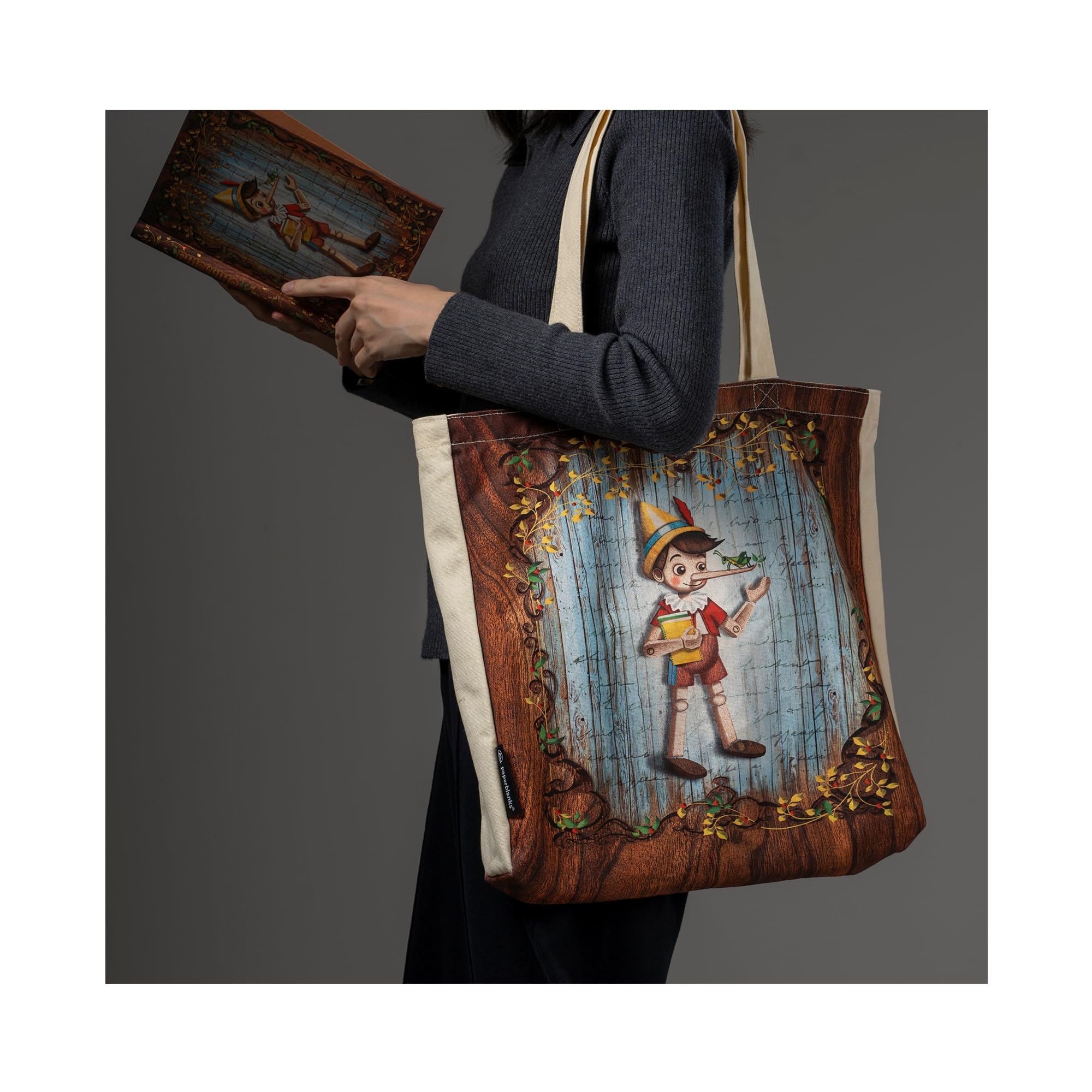 paperblanks-fairy-tale-collection-canvas-bag-carlo-collodi-pinocchio image 3