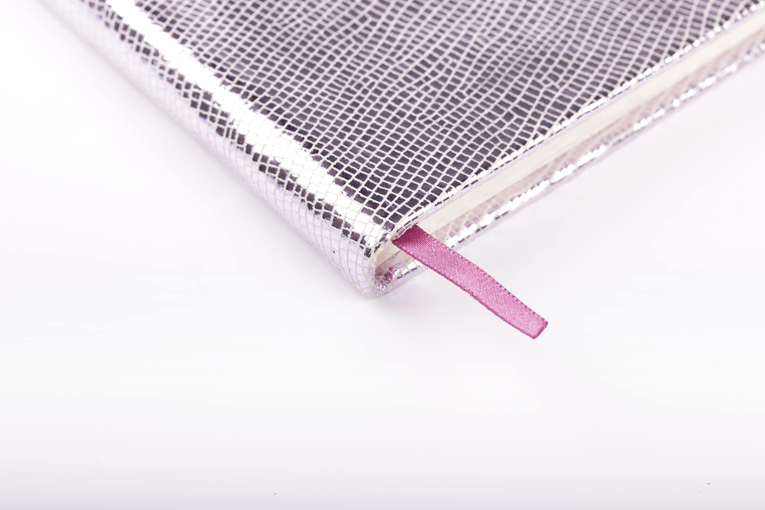 clairefontaine-400123c-kladde-celeste-hardcover-a5-72-blatt-liniert-rosa image 3