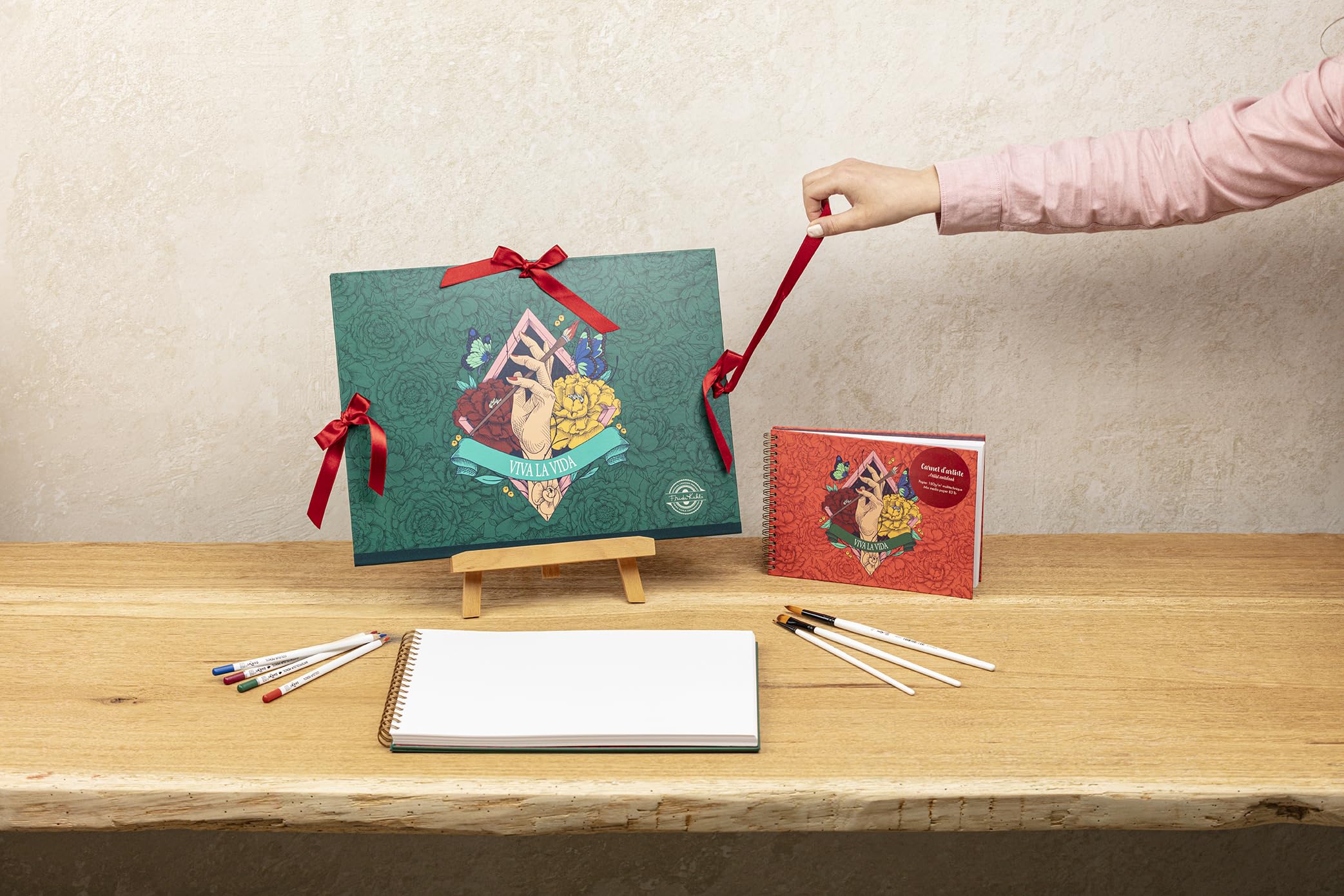 clairefontaine-frida-kahlo-zeichenmappe-28x38cm-mit-3-b-ndern-f-r-din-a4 image 8