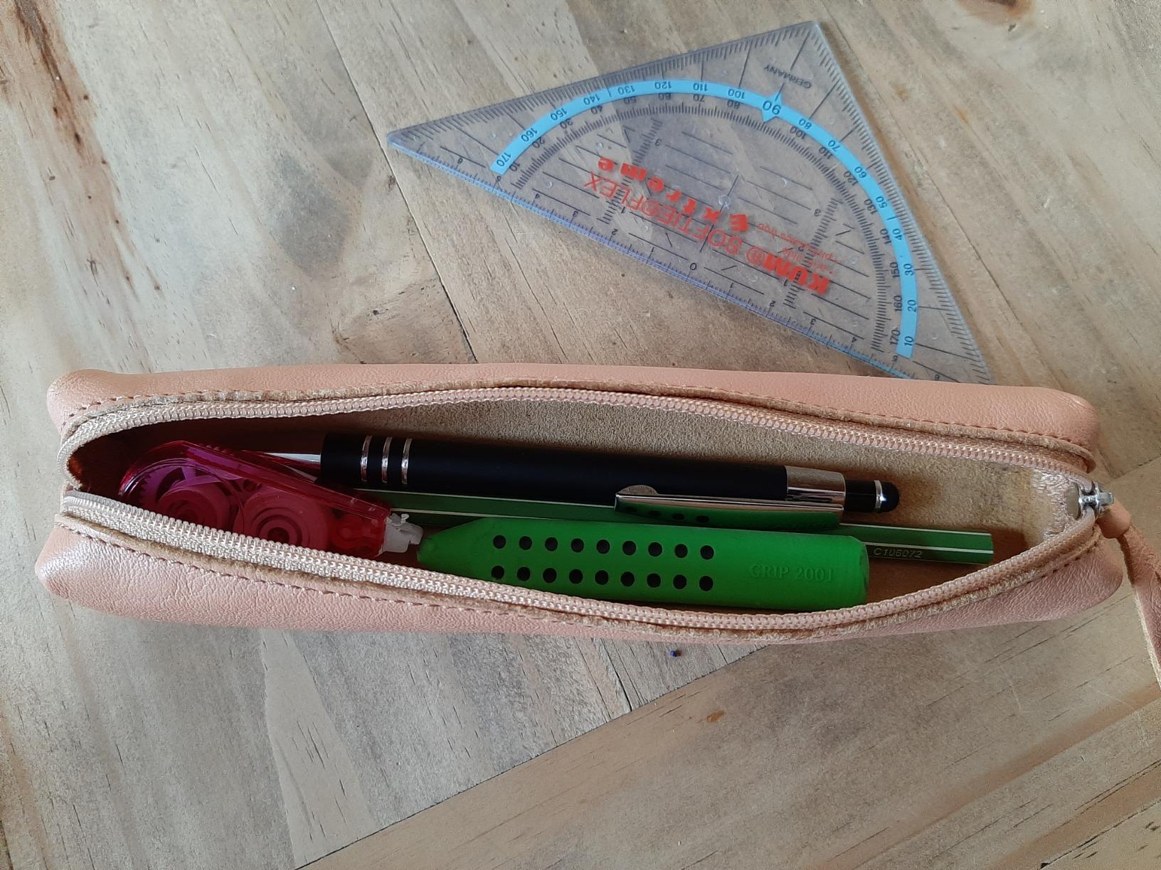 Schönes Leder-Etui
