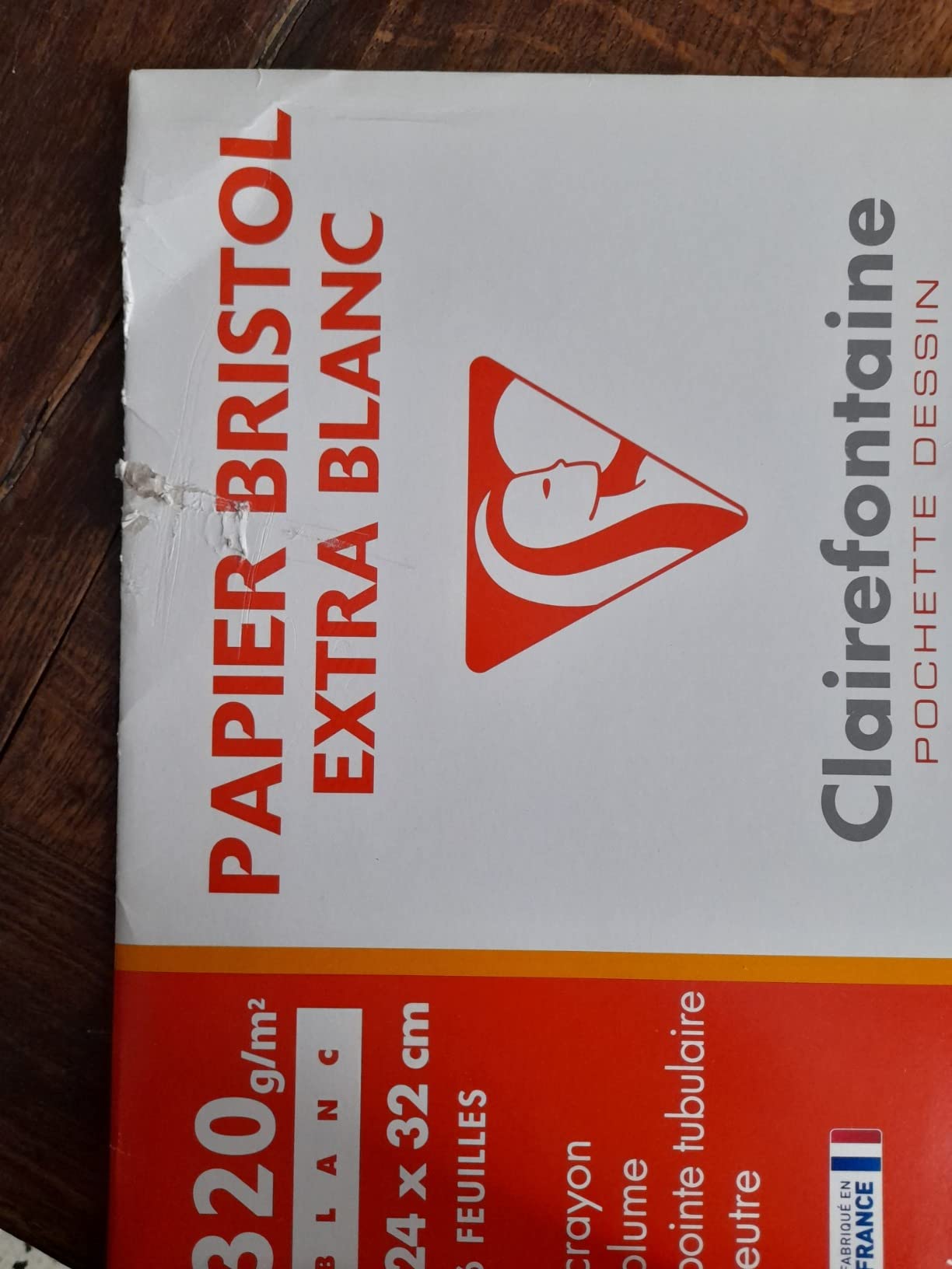 Glatt, weiß, stabil